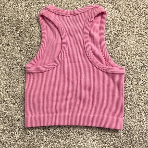 Dynamic • Pink Stretchy Ribbed Seamless High Neck Racerback Tank - Picture 4 of 8